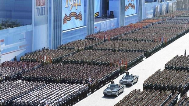 Desfile militar durante el Día de la Victoria, en el año 2015