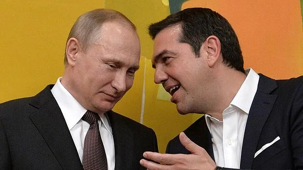 El presidente ruso, Vladimir Putin, y el primer ministro griego, Alexis Tsipras, durante su reunión en Atenas este viernes