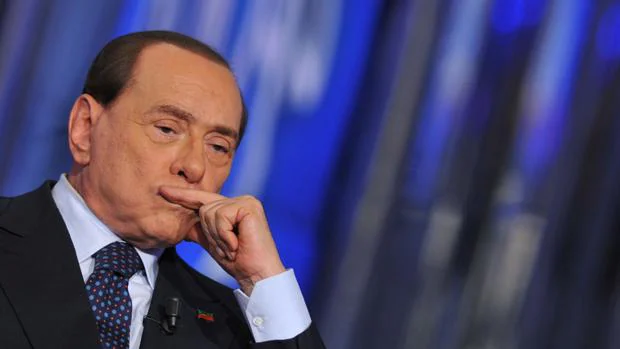 El ex mandatario Silvio Berlusconi acudía el pasado 24 de mayo al programa de televisión «Porta a porta»