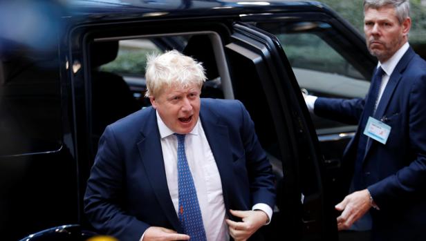 Boris Johnson llega a Bruselas reclamando «un papel de liderazgo en Europa»