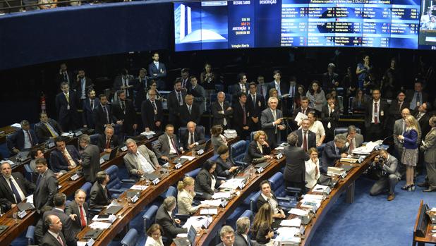 El Senado brasileño, en el pleno en el que decidió juzgar a Rousseff