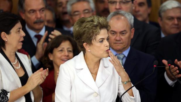 Dilma Rousseff, durante un discurso tras ser suspendida de sus funciones
