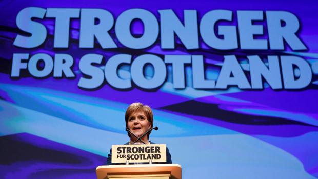 Nicola Sturgeon se dirige al congreso del SNP en Glasgow