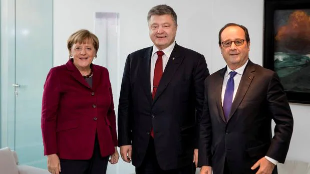 Angela Merkel, Petró Poroshenko y François Hollande