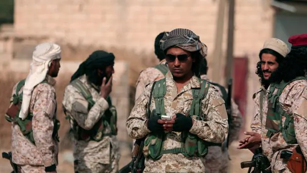 Militantes de las Fuerzas Democráticas Sirias al norte de Raqqa
