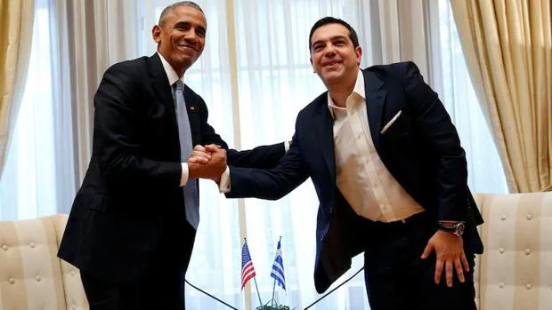 El presidente de Estados Unidos, Barack Obama, junto al presidente de Grecia, Alexis Tsipras