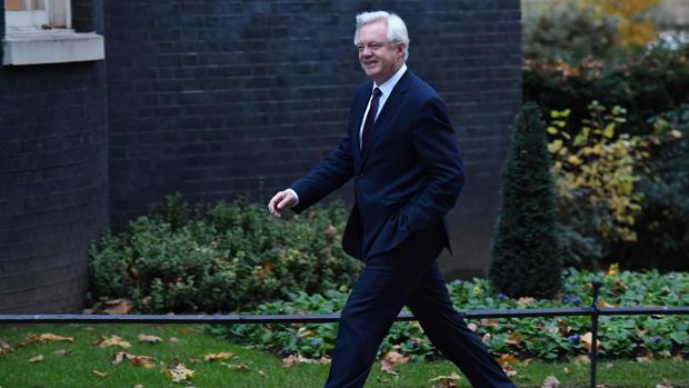 David Davis, a su llegada a la sede del Gobierno en Londres AFP