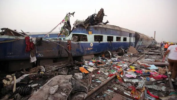 Foto de archivo del último accidente de tren de la India