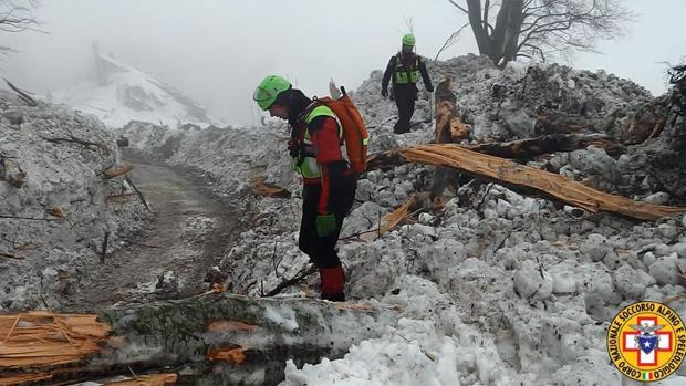 Fotografía del rescate del hotel Rigopiano