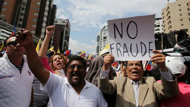 El Poder Electoral de Ecuador da por inevitable la segunda vuelta de las presidenciales