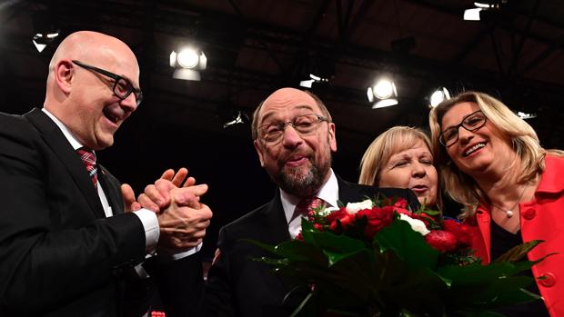 Martin Schulz, elegido líder de los socialdemócratas alemanes con el 100 % de votos