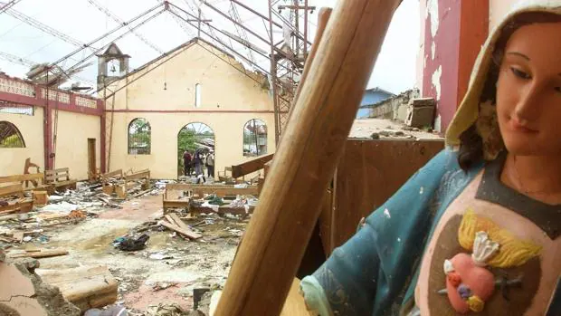 Los restos de la iglesia destruida en Bojayá, en el estado noroccidental de Chocó, en 2002, por los choques entre las FARC con los paramilitares. Cerca de 120 civiles, la mayoría mujeres y niños, que estaban escondidos en la iglesia de los combates, murieron