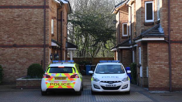 La Policía registra una vivienda en West Didsbury, al norte de Inglaterra, relacionada con el autor de los atentados de Londres