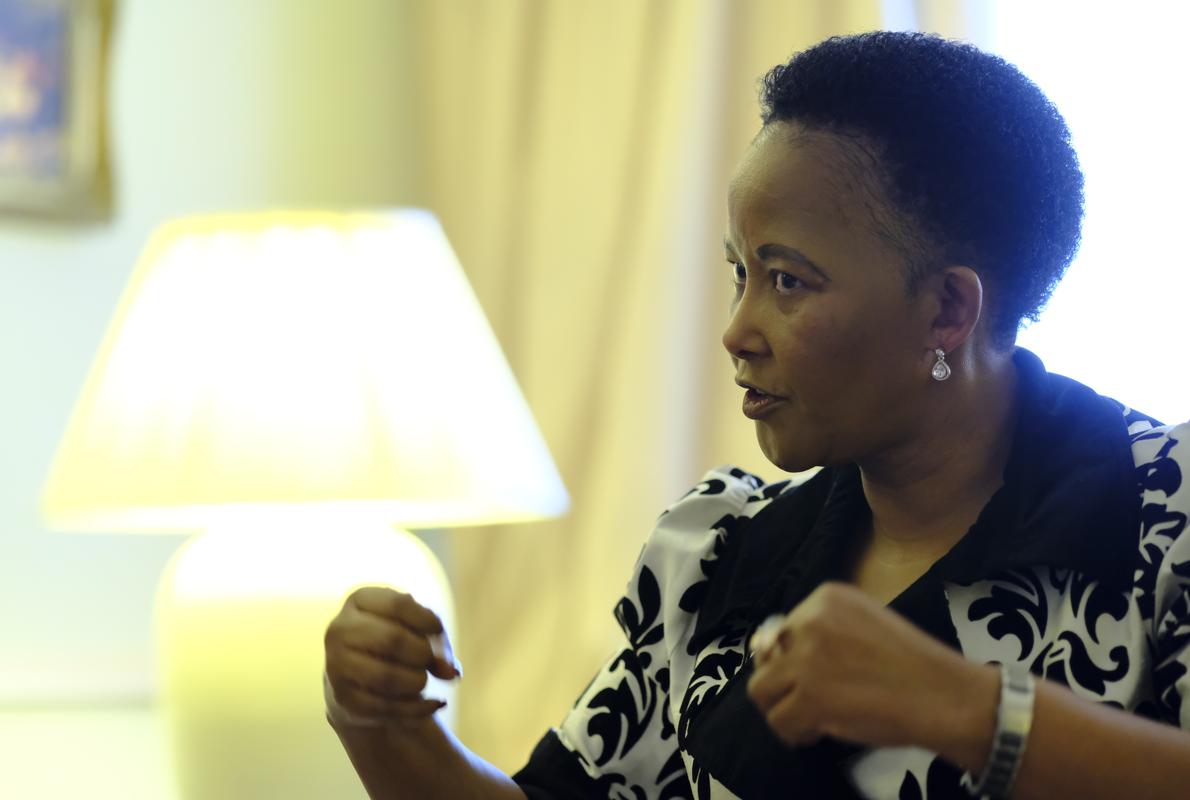 La ministra de Turismo de Sudáfrica, Thokozile Xasa, durante la entrevista