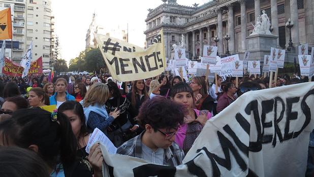 Marcha «Ni una menos» en Argentina