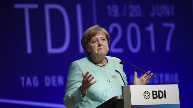 Merkel durante su discurso con motivo del Día de la Industria Alemana