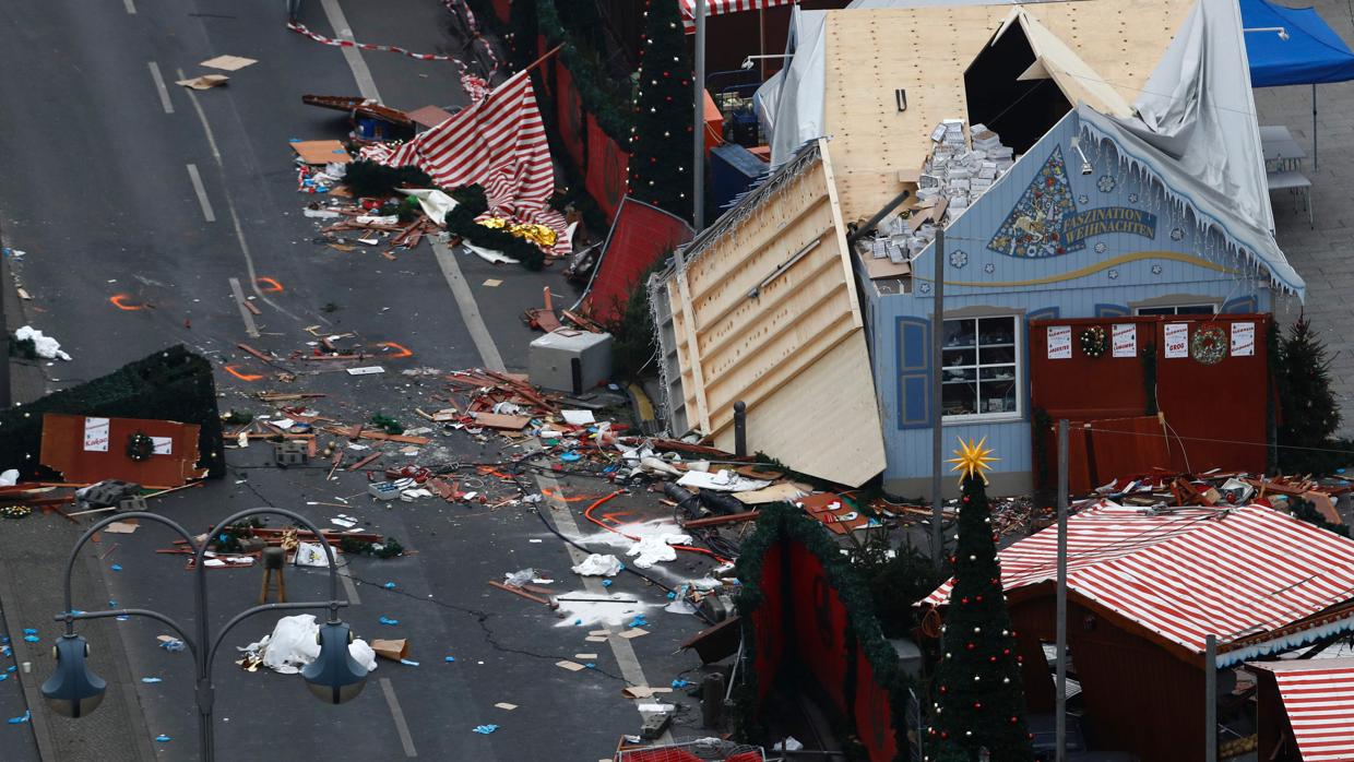 Escena del atentado en el mercadillo de Navidad en Berlín