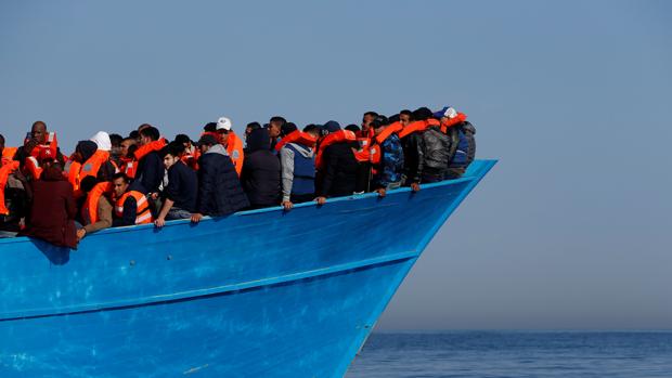 En Libia se concentran miles de personas que esperan a embarcarse para alcanzar las costas europeas a través del mar Mediterráneo