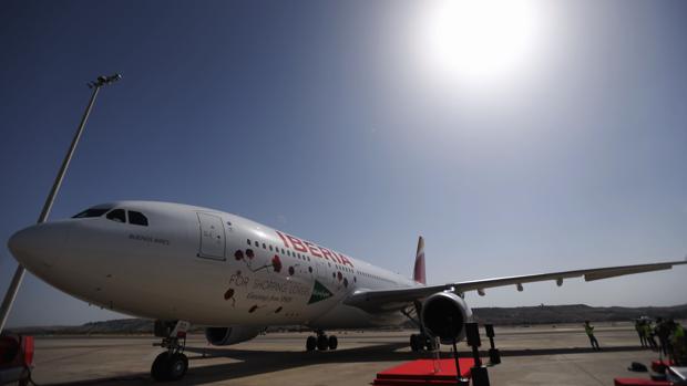 Iberia vuelve a volar mañana a Caracas con su avión más grande