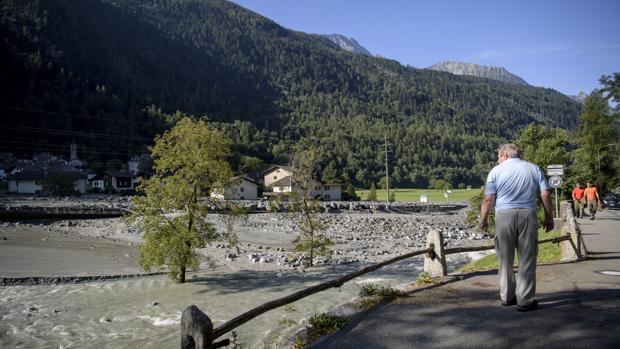 Ocho alpinistas desaparecidos en un deslizamiento en Suiza