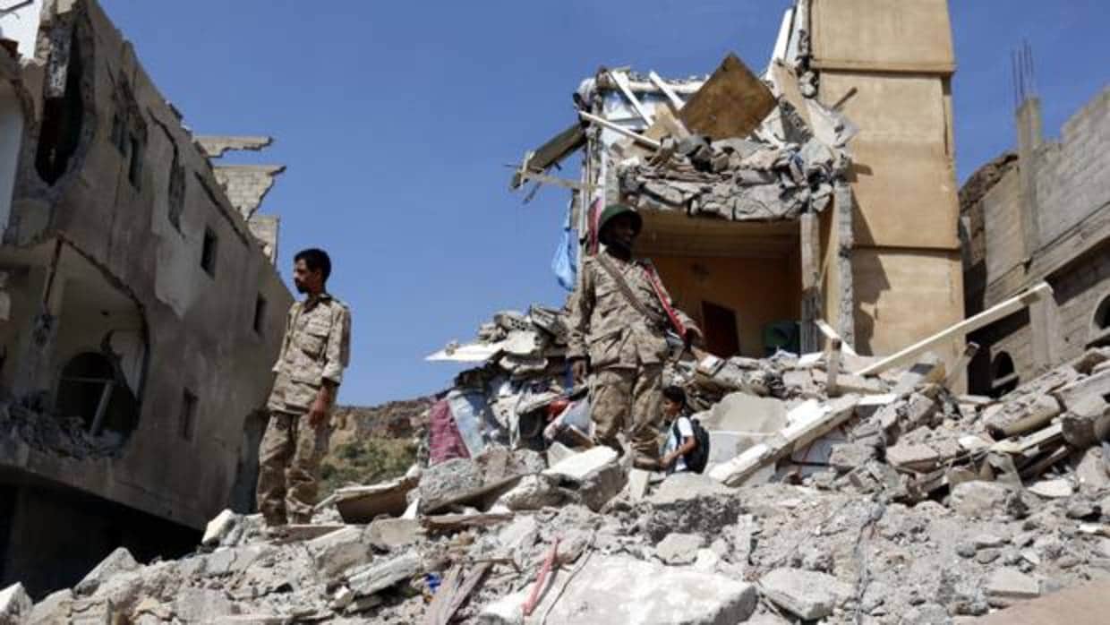 Dos muertos en Yemen por los enfrentamientos entre huthis y miembros de la guardia del expresidente Salé