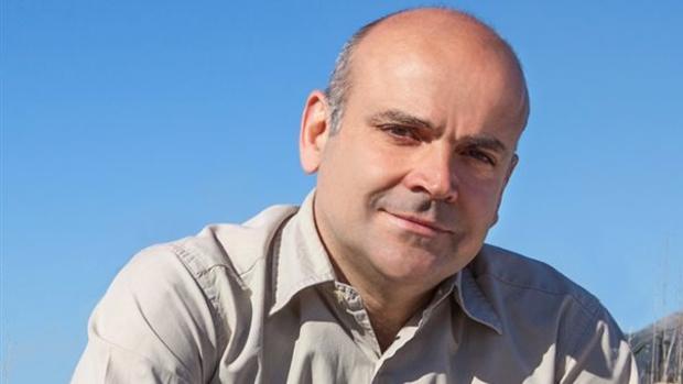 Un empleado municipal apuñala al alcalde de la ciudad de Elefsina, cerca del Pireo