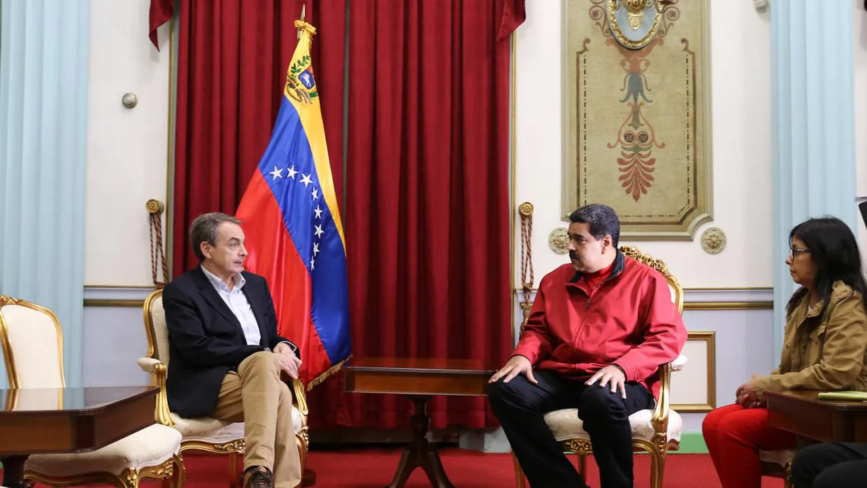 El expresidente del gobierno, Jose Luis Rodríguez Zapatero, durante una reunión con Maduro el pasado 20 de febrero
