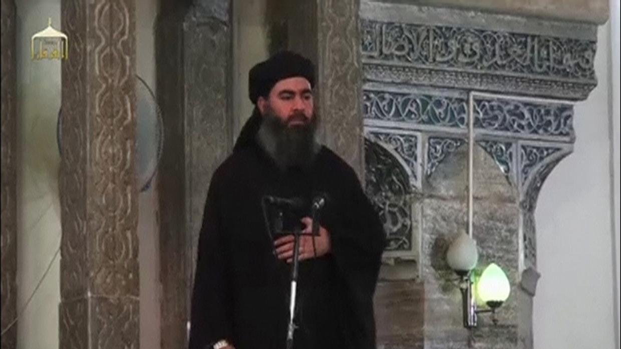 El califa Al Bagdadi proclamando el califato en 2014 en Raqqa