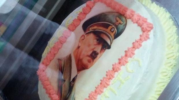 Una tarta con el retrato de Hitler crea polémica en Italia y se convierte en caso nacional