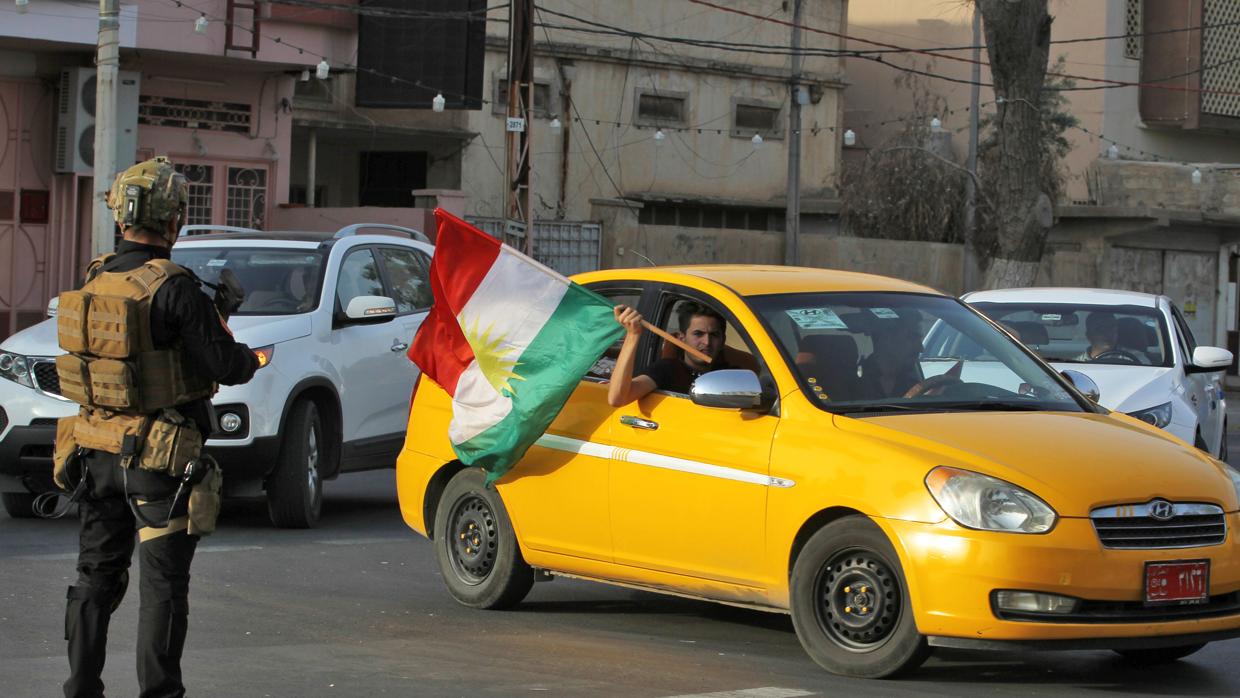 Fuerzas de seguridad afiliadas al gobierno iraquí durante la votación del referendum de independencia kurdo en Kirkuk