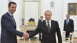 Assad y Putin se saludan en el Kremlin en un encuentro en octubre de 2015