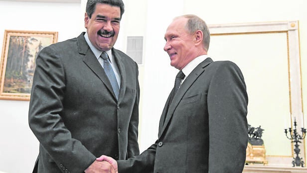 Maduro pide a Putin refinanciar su deuda de 7.500 millones de euros