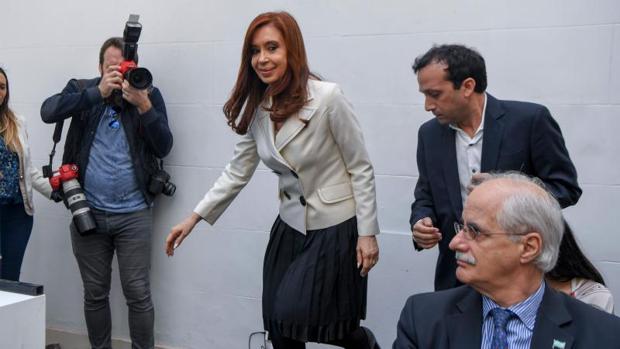 El juez se dispone a procesar a Kirchner por encubrir a Irán en el caso AMIA