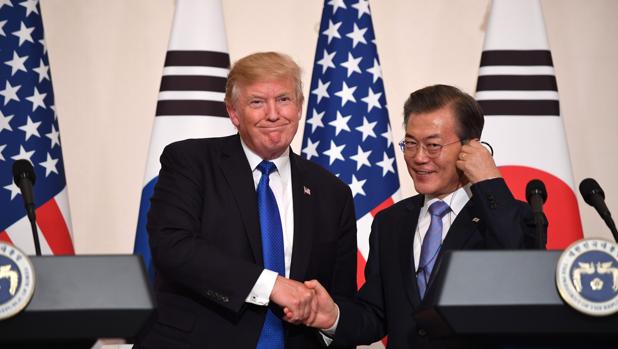 Trump insta a Corea del Norte a volver a la mesa de diálogo sobre su desarme nuclear