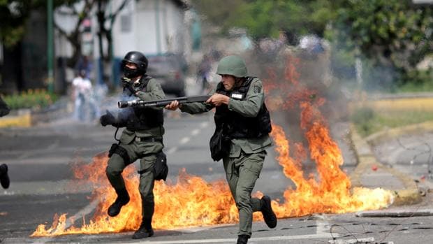 Al menos nueve muertos en enfrentamientos entre la Policía venezolana y grupos de hombres armados en Miranda