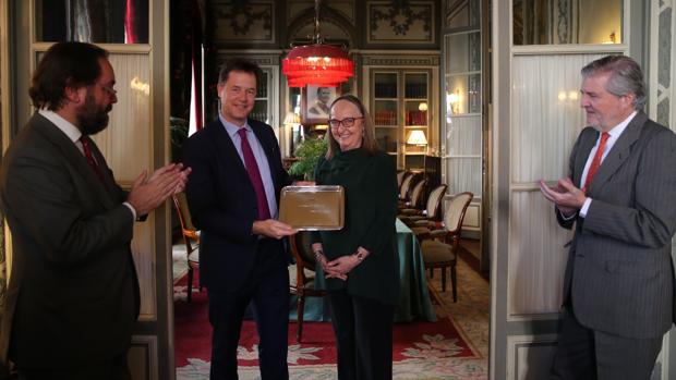 Nick Clegg recibe en Madrid el Premio Otto de Habsburgo por «dar la batalla por el ideal europeo»