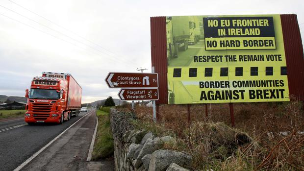 La frontera entre las dos Irlandas que nadie quiere volver a levantar