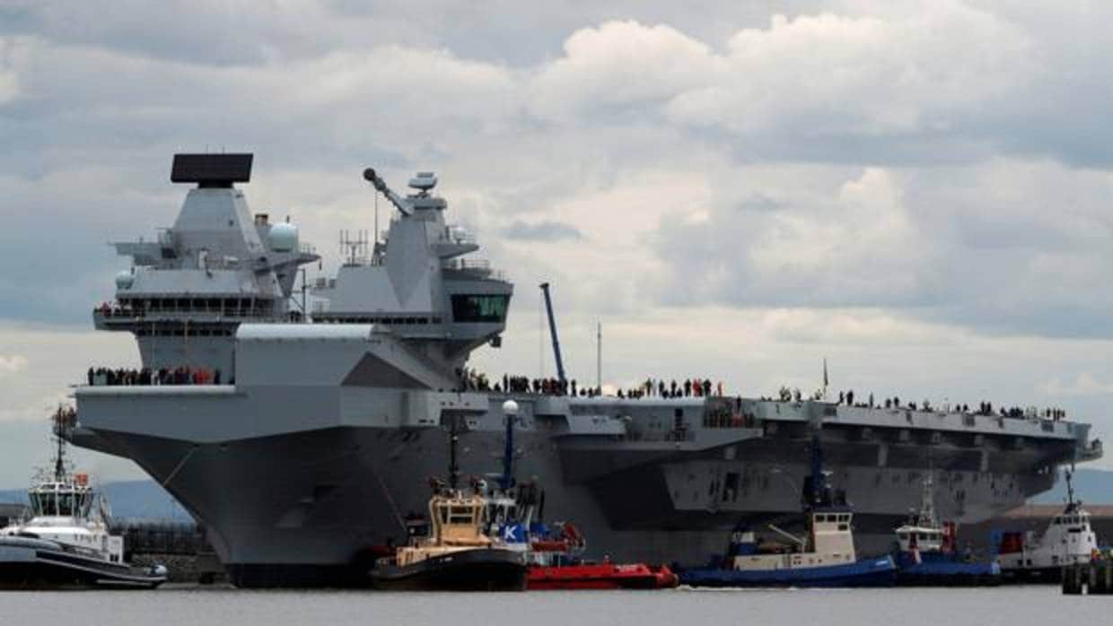 Hallan una fuga en el Queen Elizabeth, el nuevo portaviones británico de 3.500 millones de euros