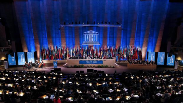 Israel hará formal su solicitud para salir de la UNESCO