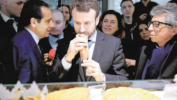 Macron quiere la «baguette» como patrimonio mundial