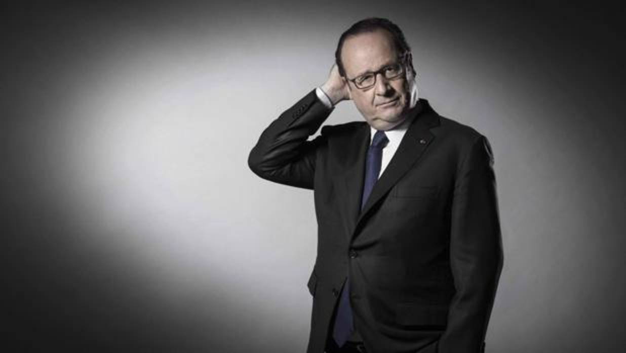 François Hollande, en su última sesión fotográfica antes de abandonar el Elíseo