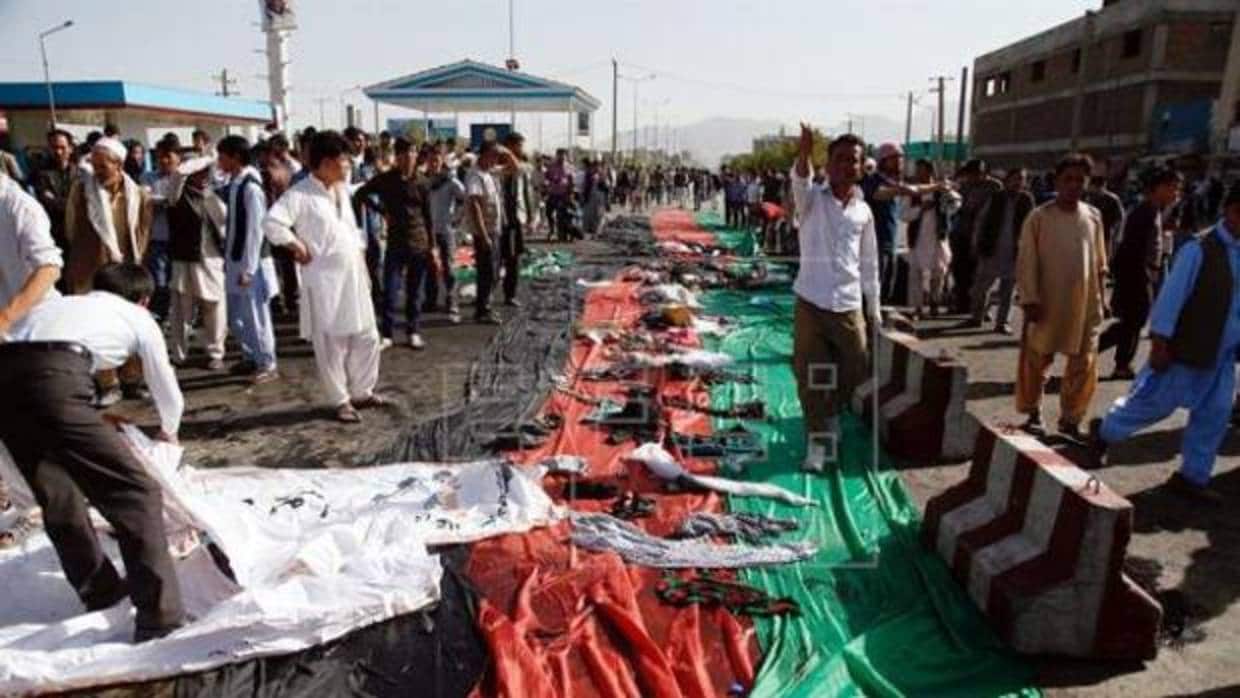 Un doble atentado de Daesh en Kabul, tras una manifestación de la minoría étnica hazara, dejó al menos 83 muertos