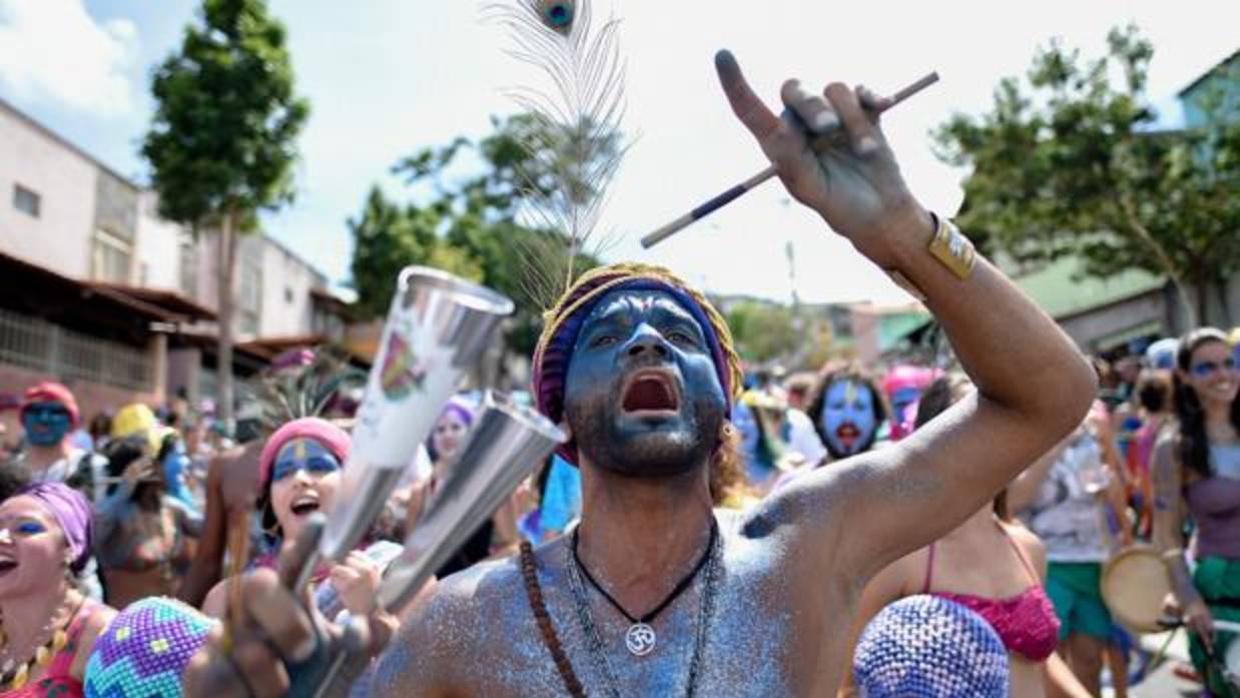El Carnaval brasileño da tregua a la «Operación lavacoches», pero no deja de vivir de corrupción