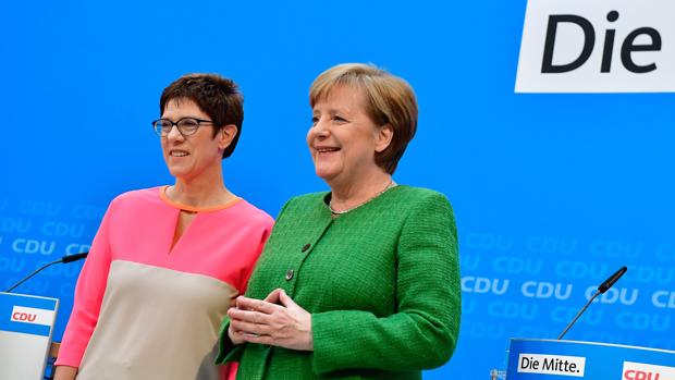 Annegret Kramp-Karrenbauer, candidata de Merkel a sucederla como presidenta de la CDU