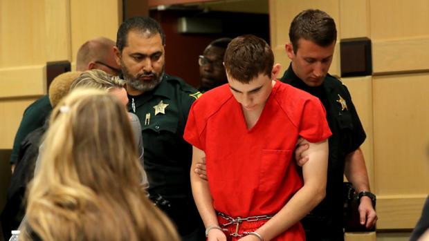 El autor de la matanza de Parkland sufría depresión, déficit de atención y autismo