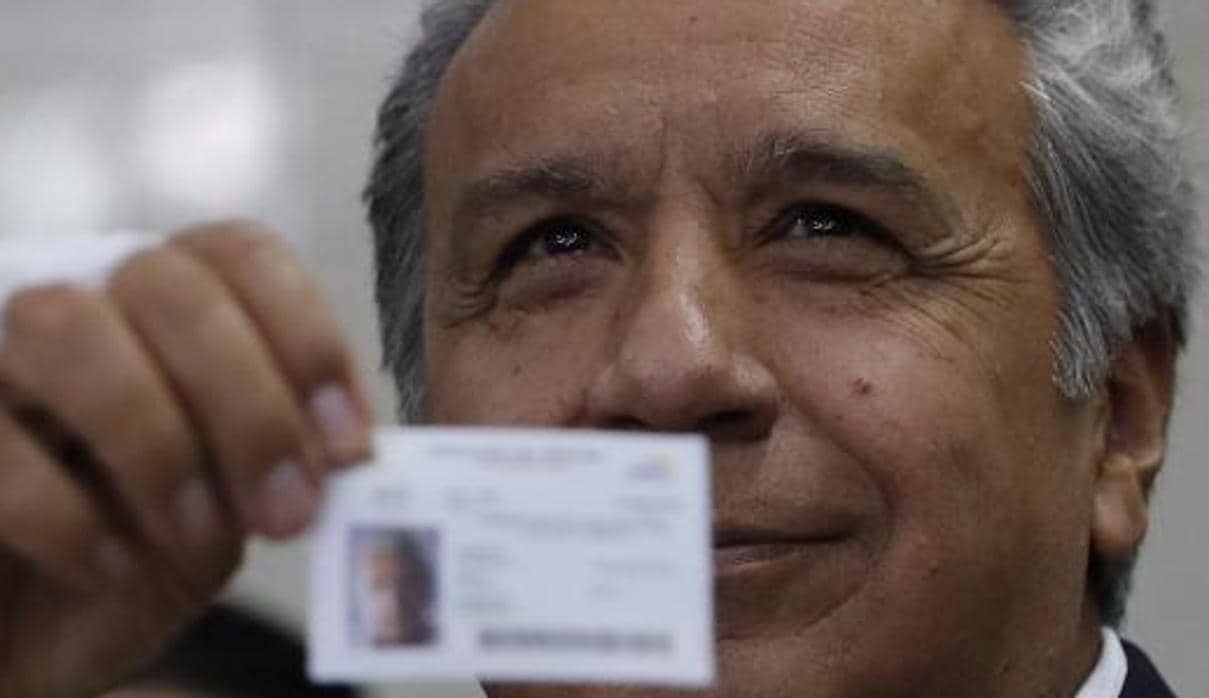 Lenín Moreno cierra la oficina que espiaba a opositores en Ecuador