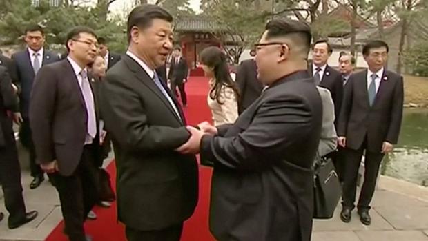 China confirma la visita de Kim Jong-un, que se compromete con la desnuclearización de Corea