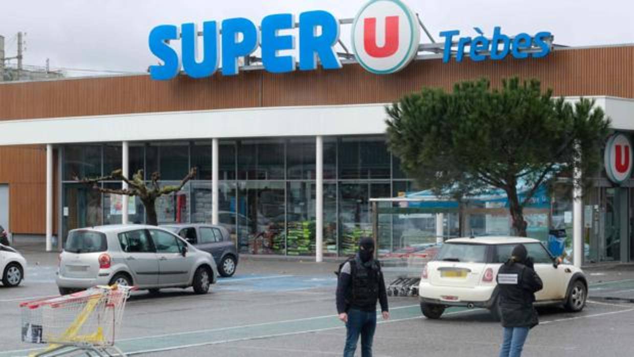 El supermercado donde se produjo el atentado de Trèbes