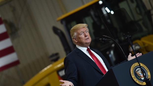 EE.UU. publica una norma para pedir a los viajeros con visado los datos de sus redes sociales