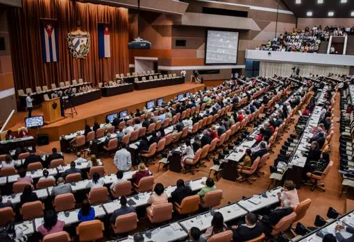 Los diputados de la Asamblea Nacional del Poder Popular de Cuba en la sesión parlamentaria
